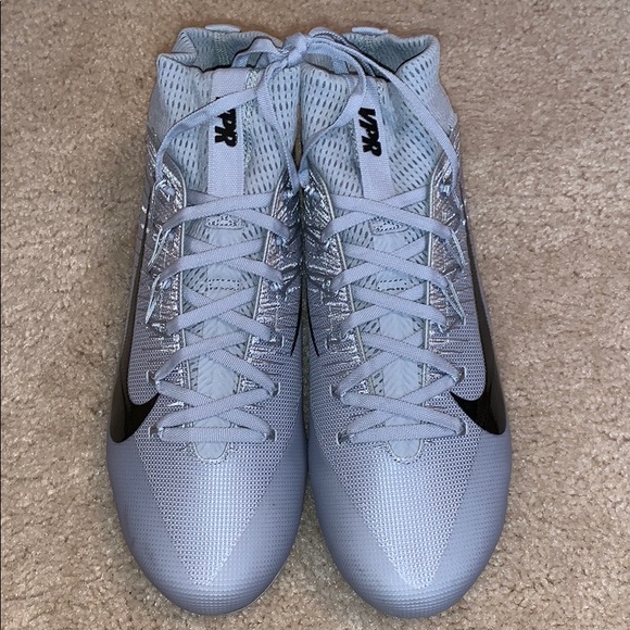 nike flyweave cleats